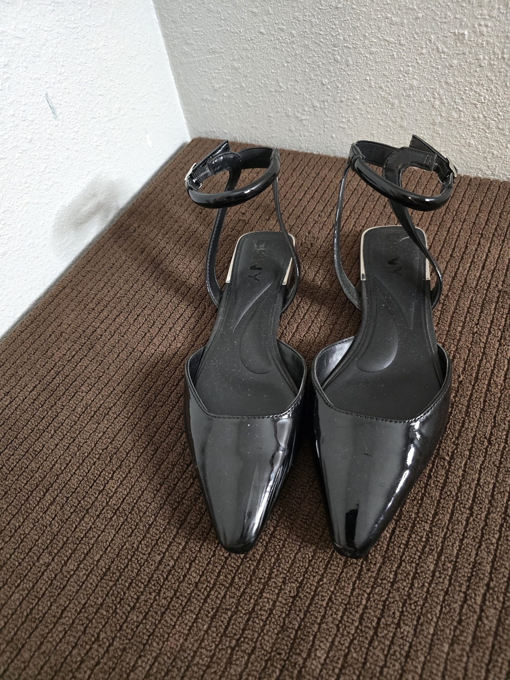 Dkny Black Patent Pointed-Ankle Strap Mules